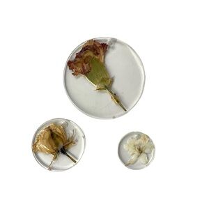 Resin Dried Flower Pendants set of 3  Sun catcher DIY Project 3",2",1.5"